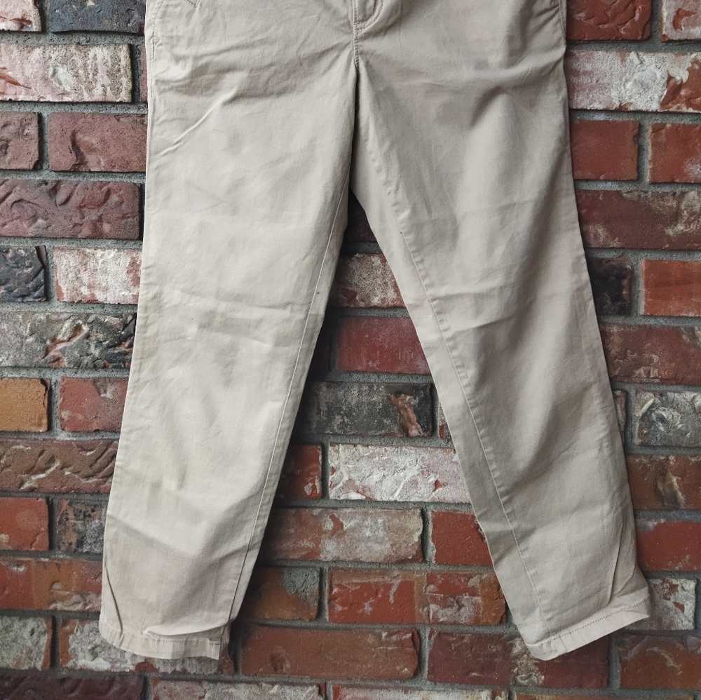 Old Navy Khakis - Picture 6 of 7